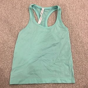 Lululemon swiftly tank